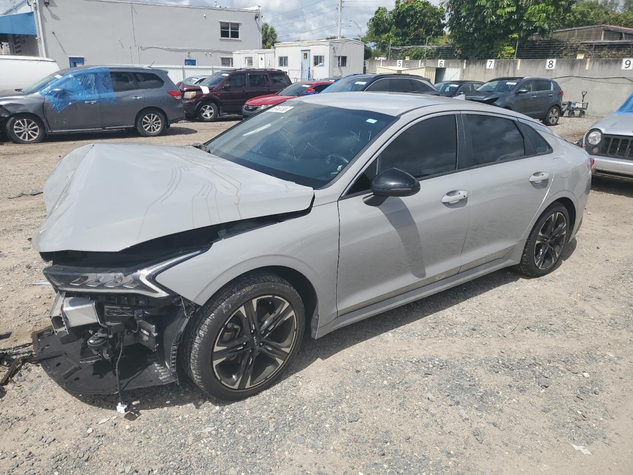 Kia K5 (2022)