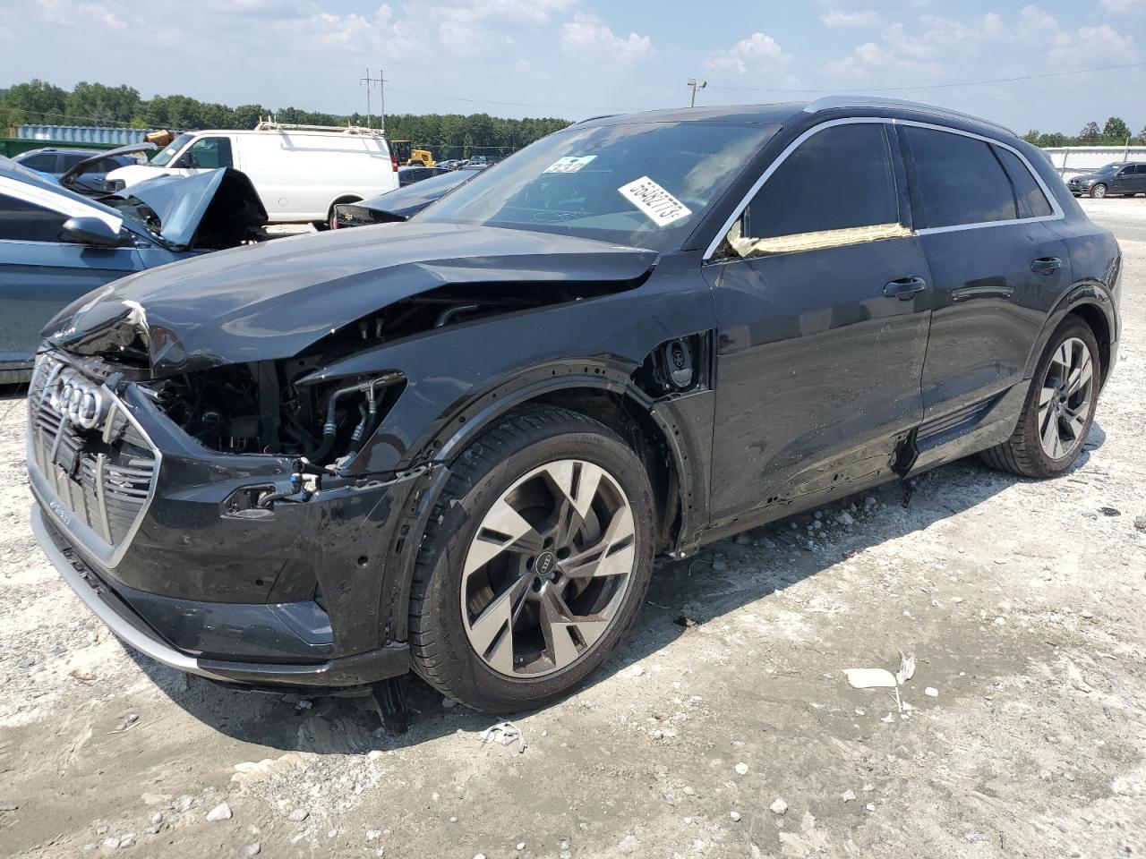 Audi E-tron (2022)