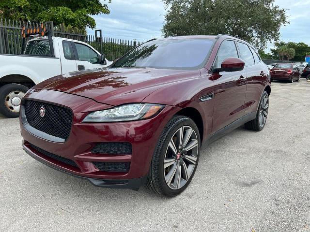 Jaguar F-pace pre (2017)