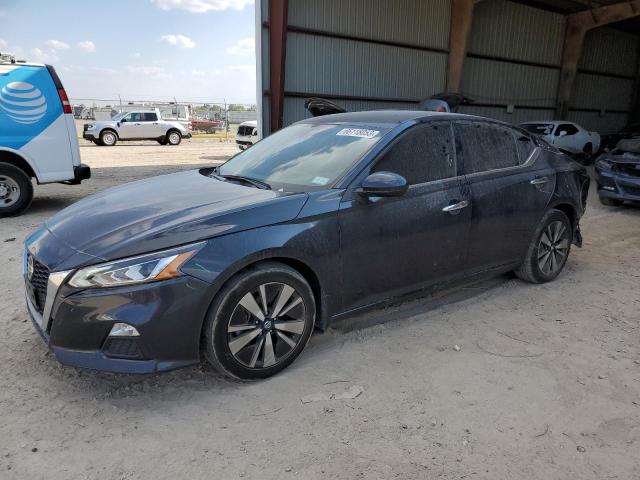 Nissan Altima sv (2021)