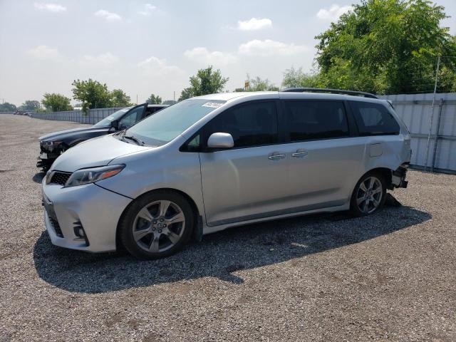 Toyota Sienna se (2019)