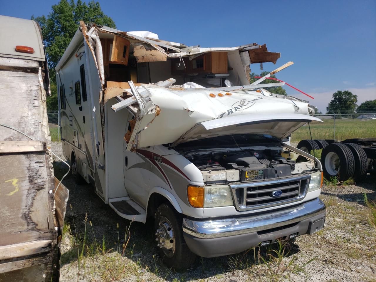 Ford Econoline (2005)