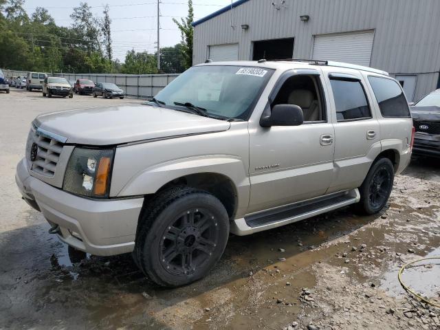 Cadillac Escalade (2004)