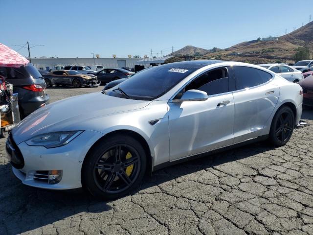 Tesla Model s 85 (2015)