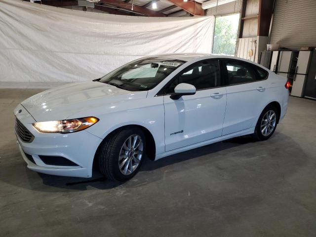 Ford Fusion s h (2017)