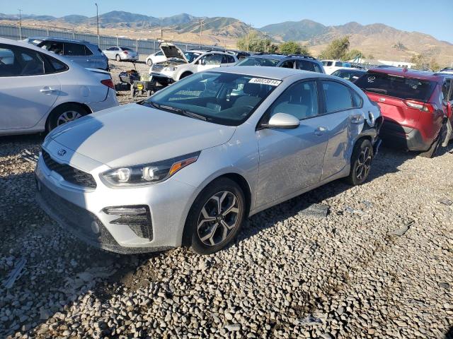 Kia Forte fe (2021)