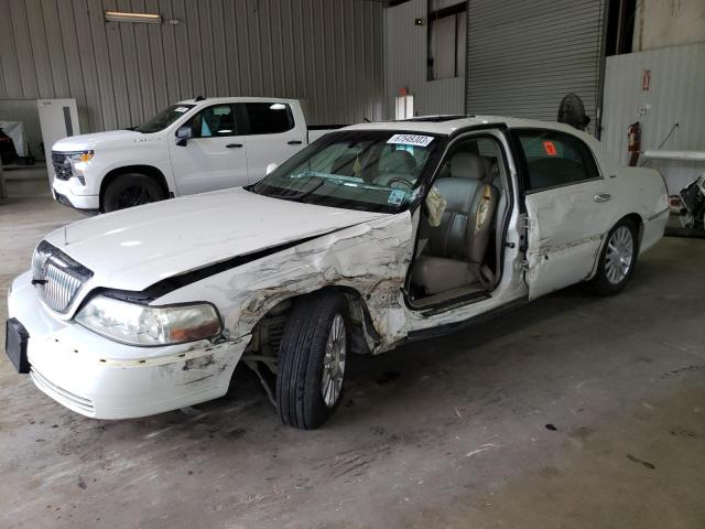 Lincoln Towncar (2004)