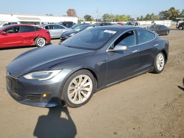Tesla Model s (2016)