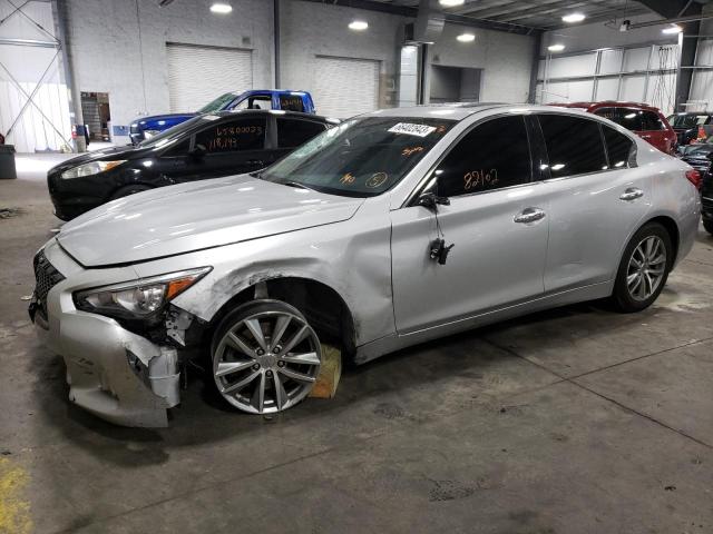 Infiniti Q50 base (2015)