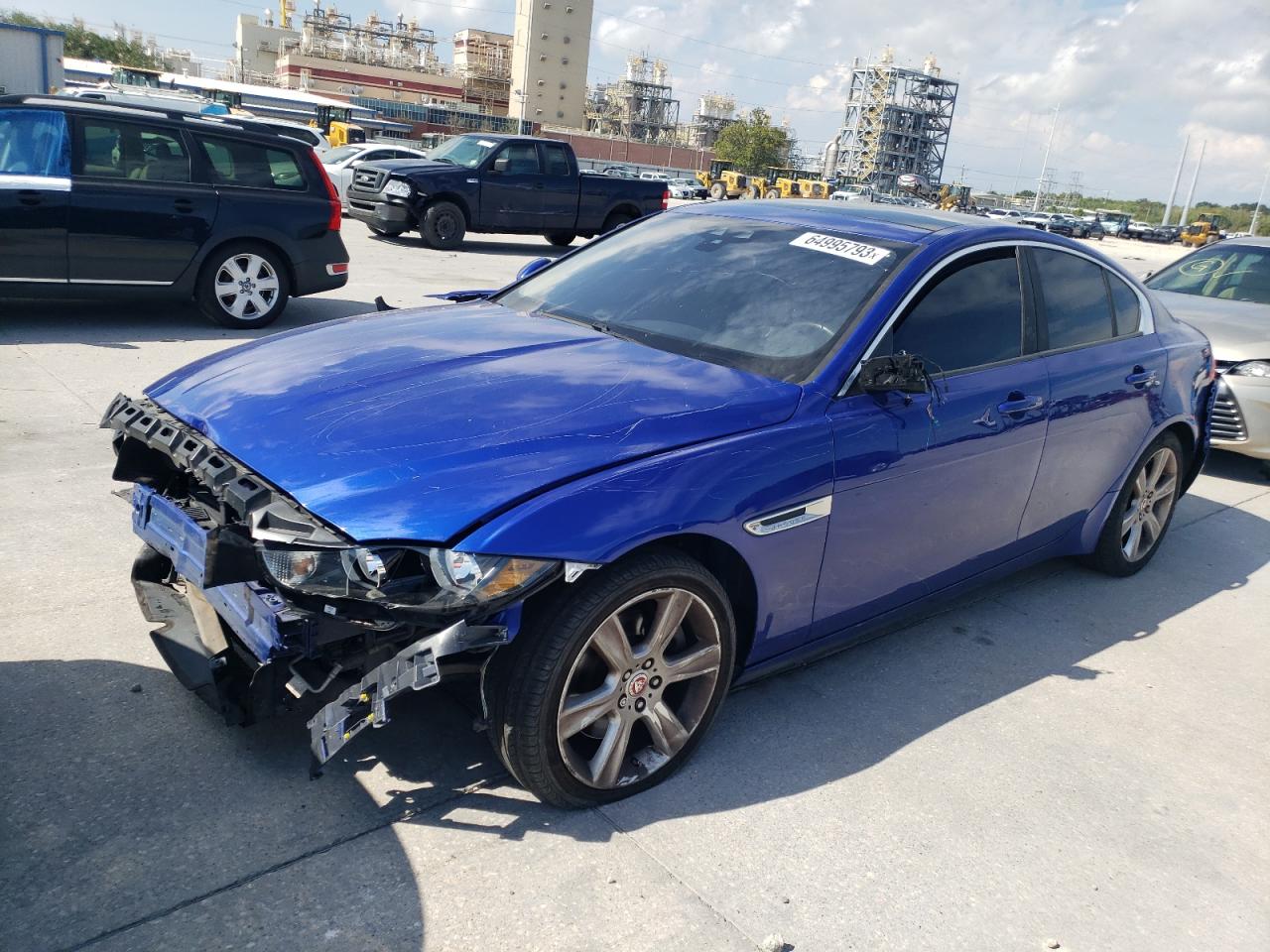 Jaguar Xe (2017)