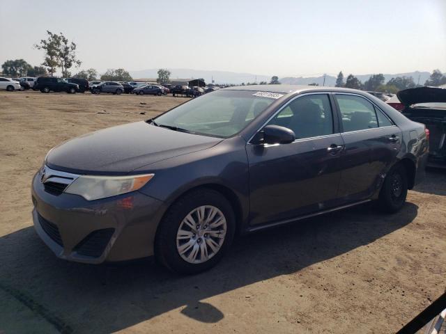 Toyota Camry (2013)