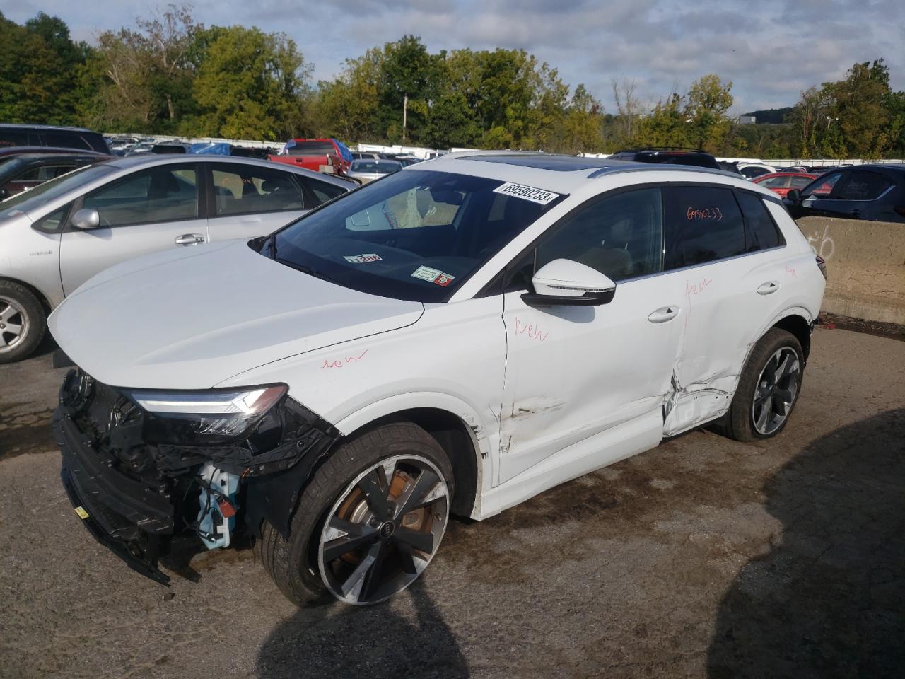 Audi Q4 e-tron (2022)
