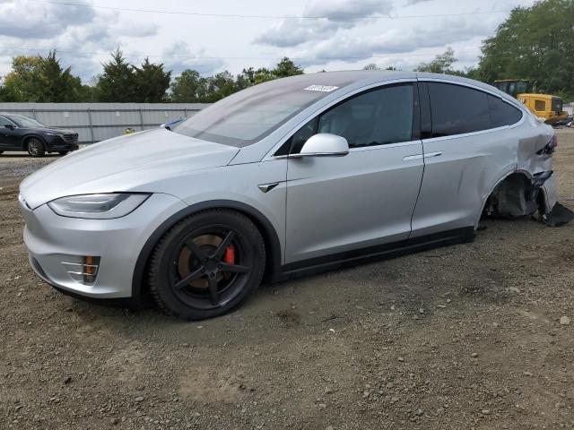 Tesla Model x (2016)