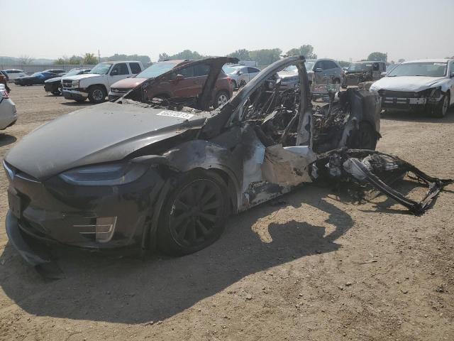Tesla Model x (2016)