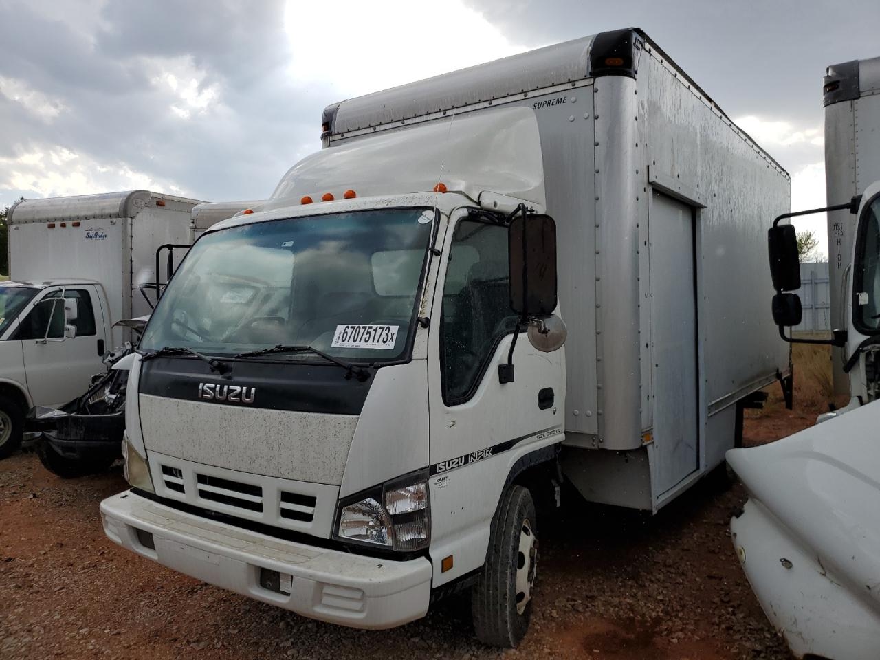 Isuzu Npr (2006)