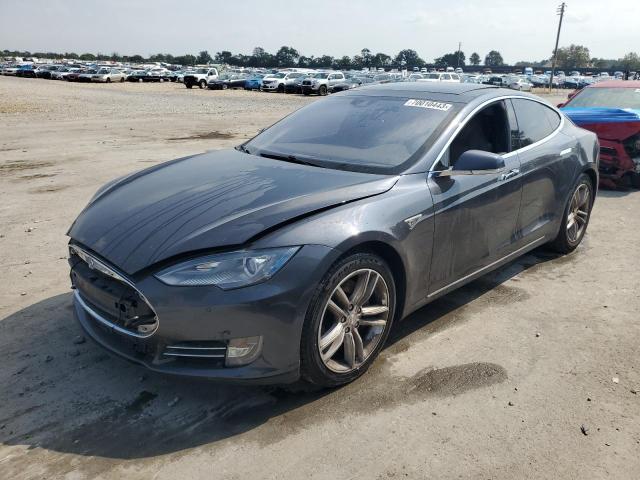 Tesla Model s (2015)
