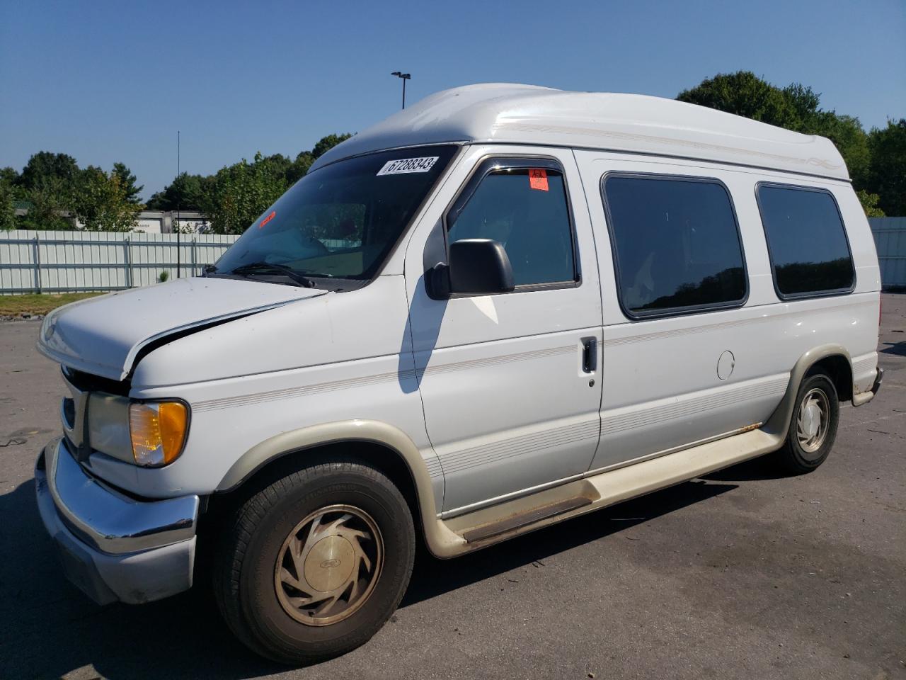 Ford Econoline (2001)