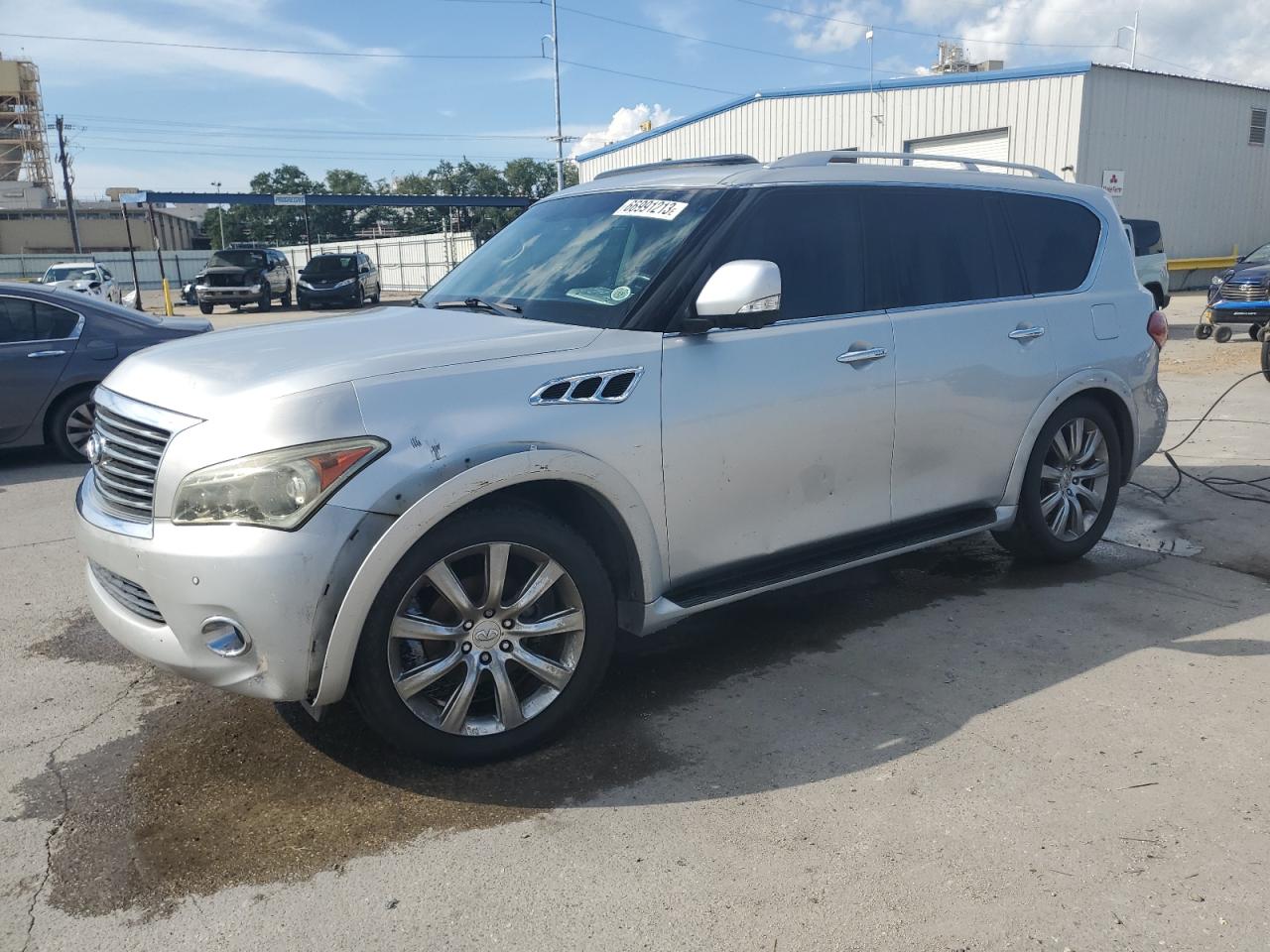 Infiniti Qx56 (2011)
