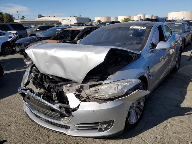 Tesla Model s (2015)