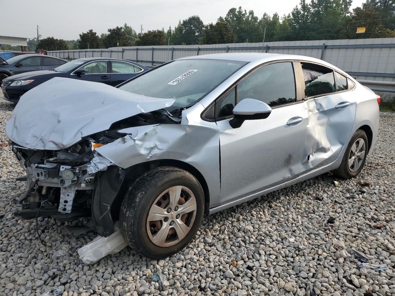 Chevrolet Cruze ls (2017)