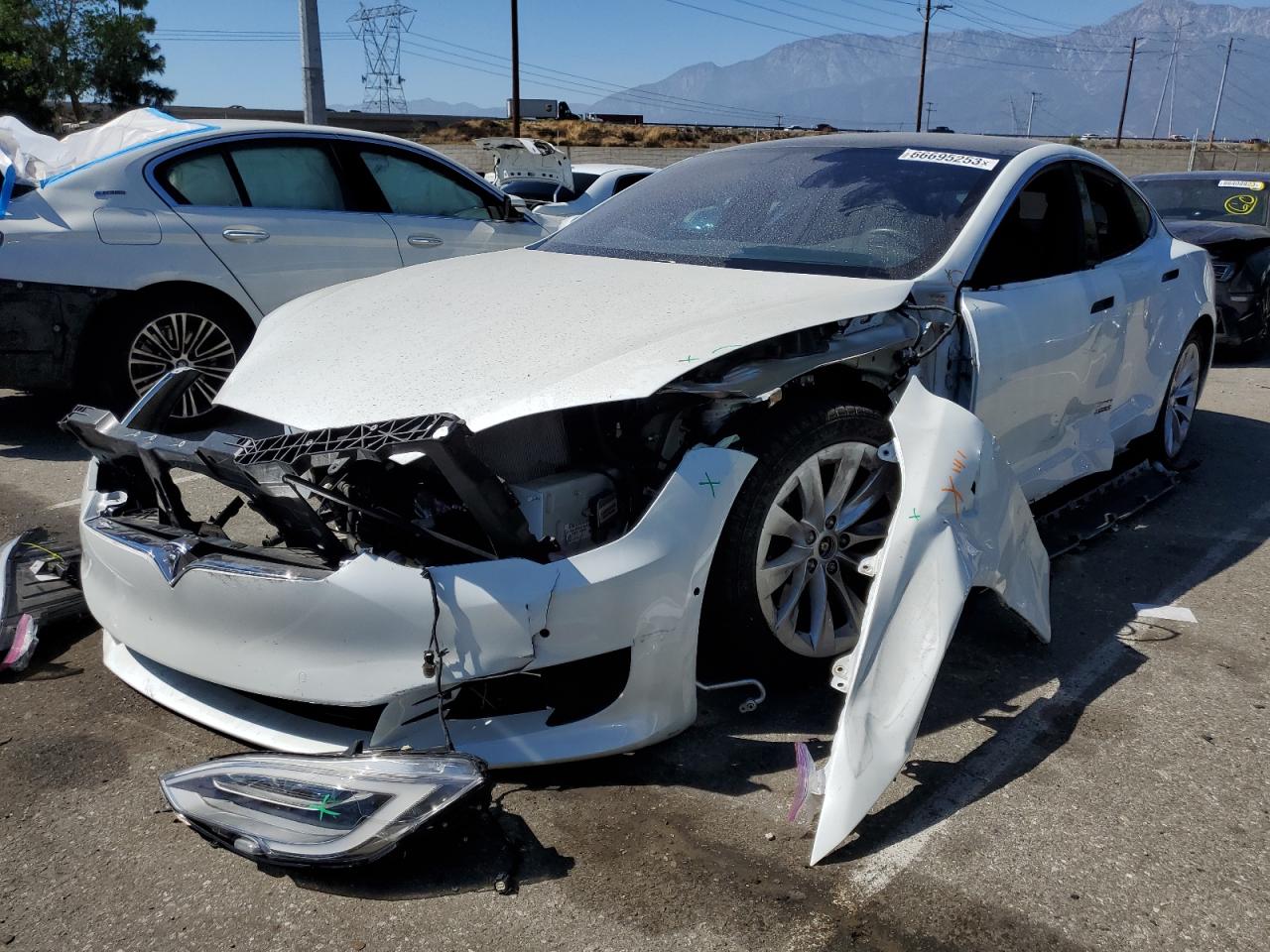 Tesla Model s (2019)