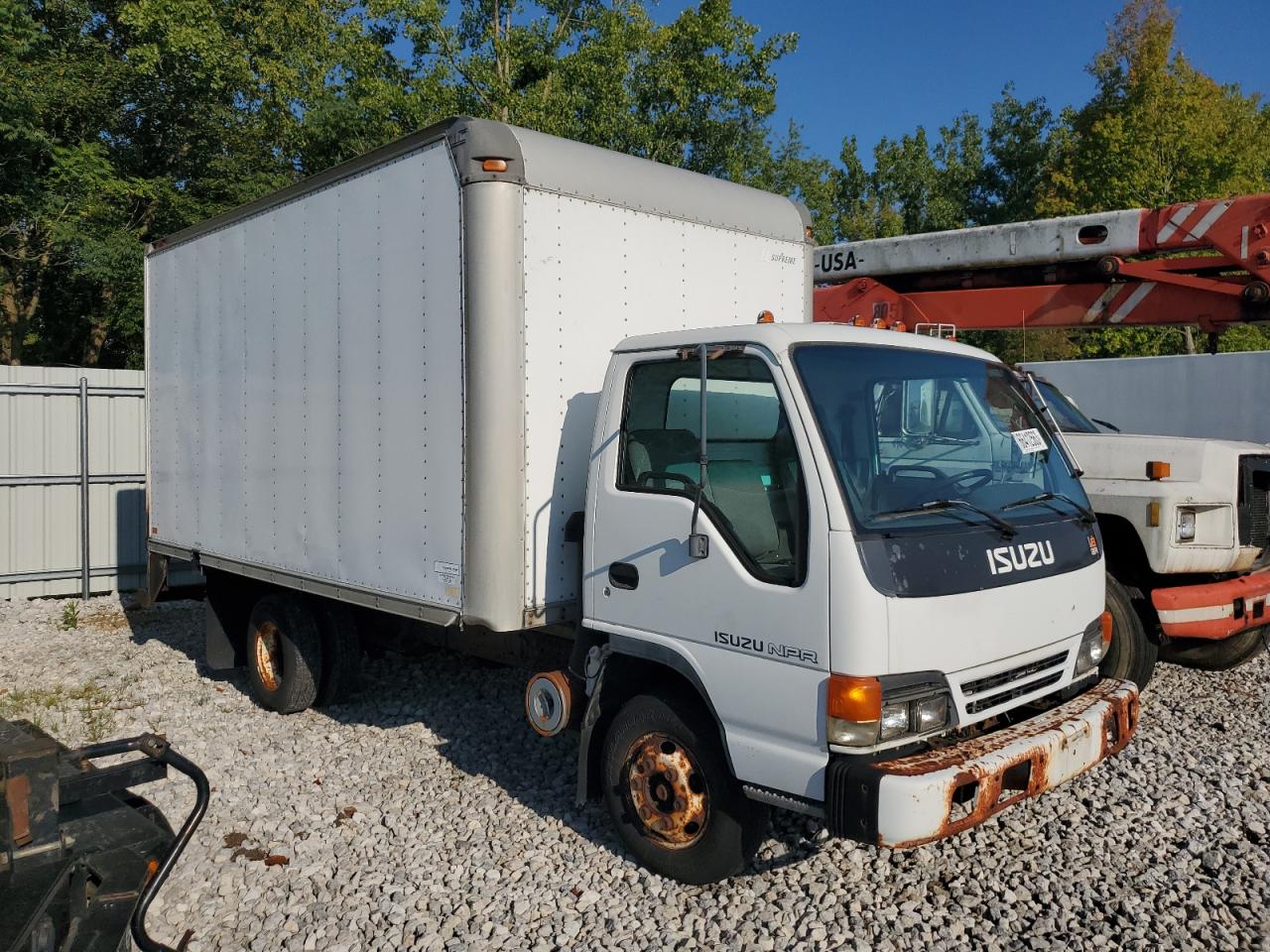 Isuzu Npr (2000)