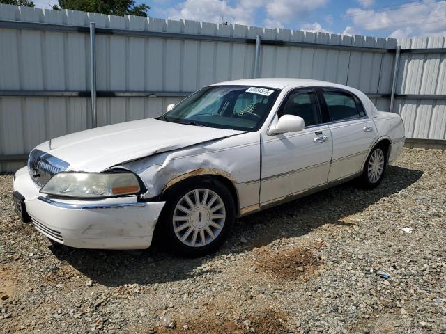 Lincoln Towncar (2003)
