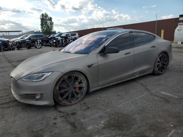 Tesla Model s (2018)