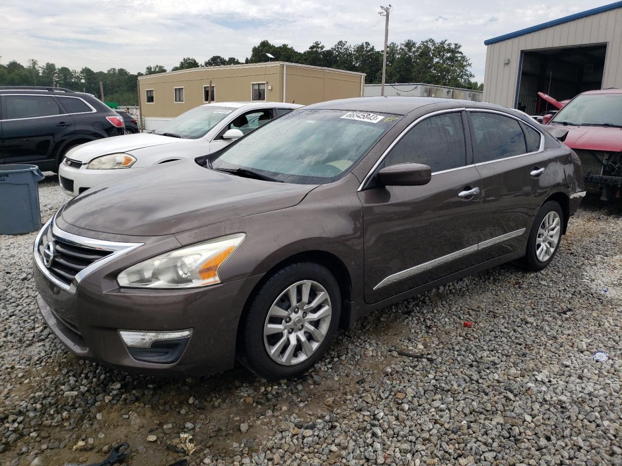 Nissan Altima s (2015)