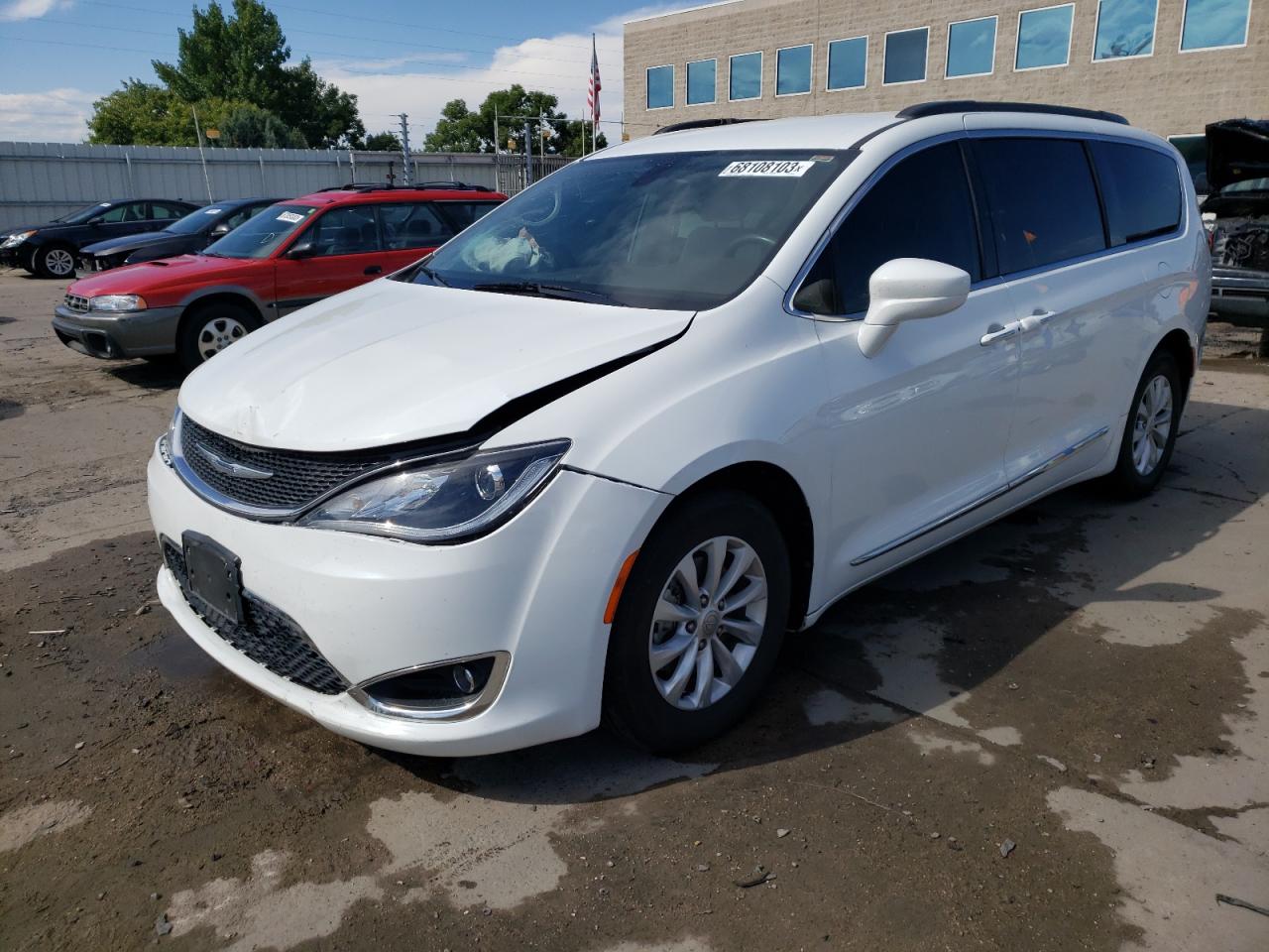 Chrysler Pacifica (2017)