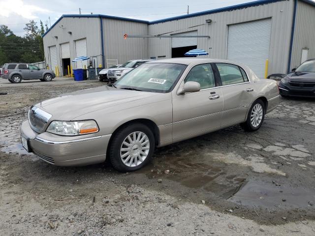 Lincoln Towncar (2003)