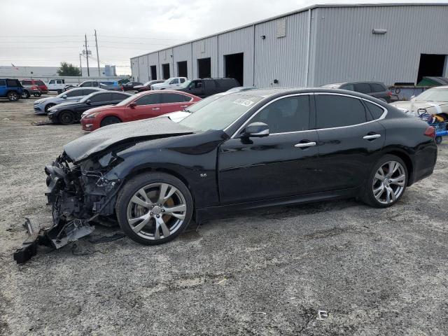 Infiniti Q70 (2016)