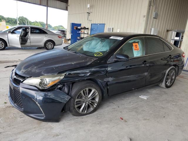 Toyota Camry (2015)