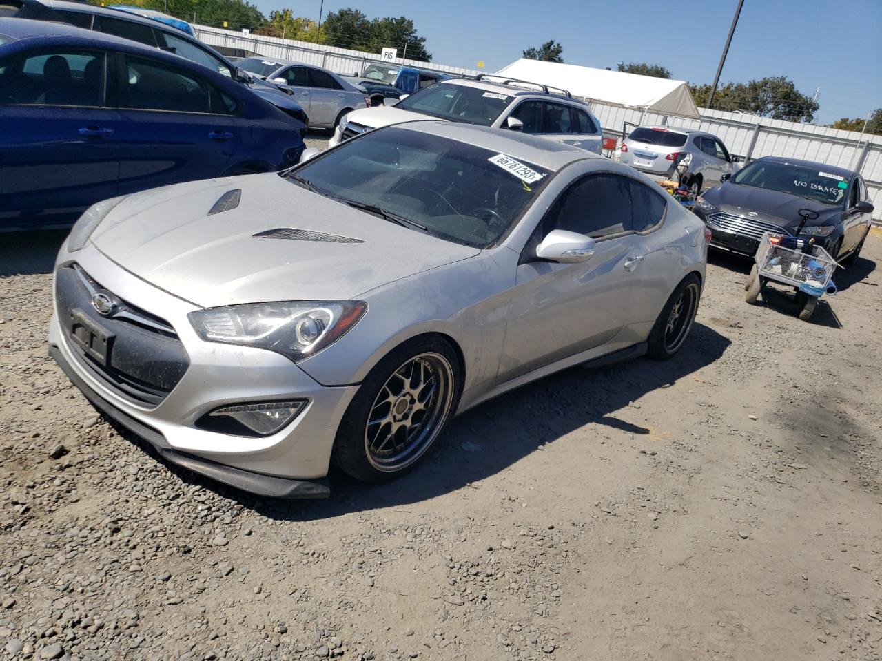 Hyundai Genesis (2013)