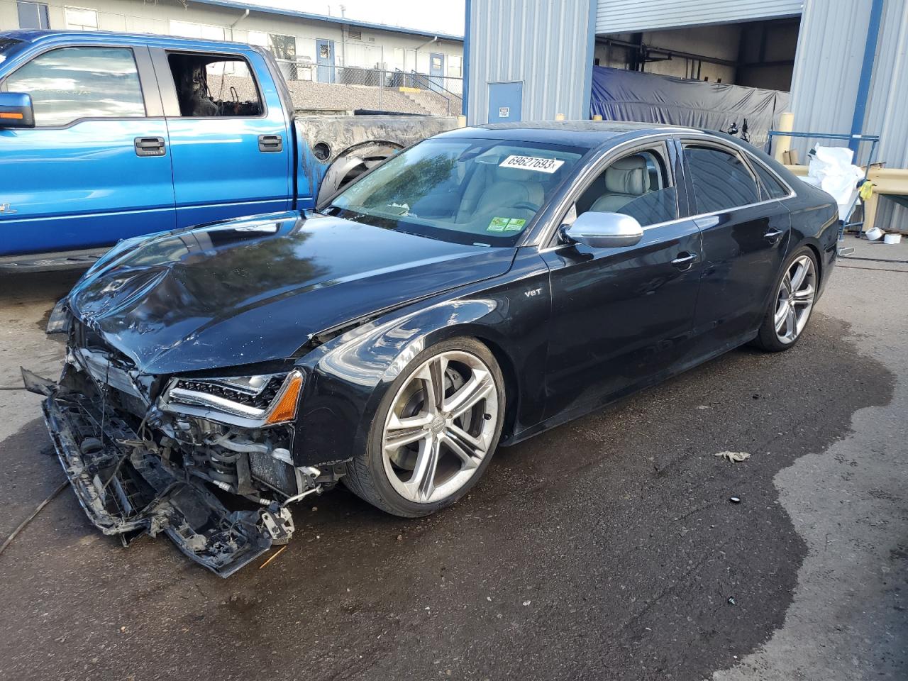 Audi S8 (2013)