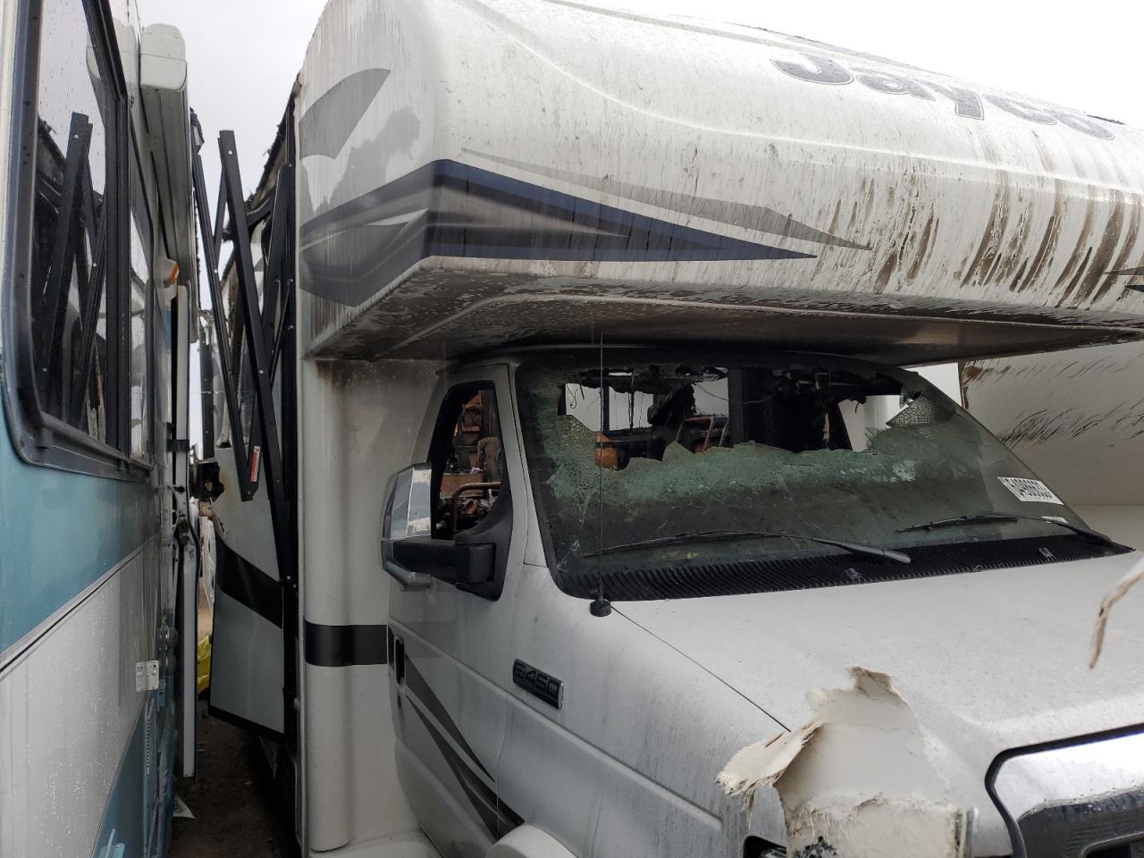 Ford Econoline (2018)