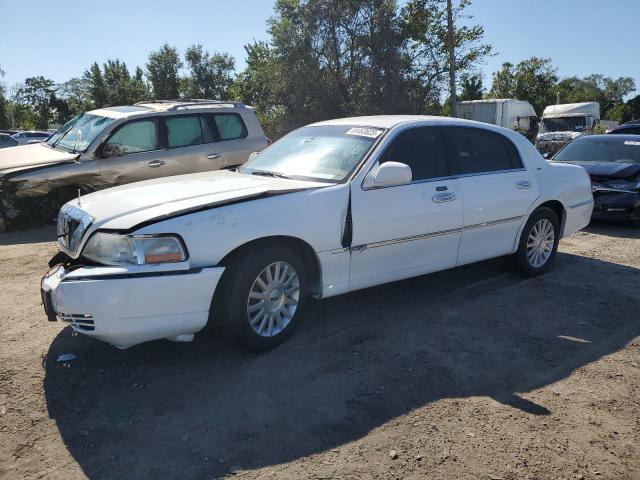 Lincoln Towncar (2003)