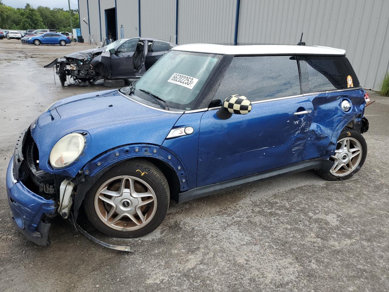 Mini Cooper (2008)