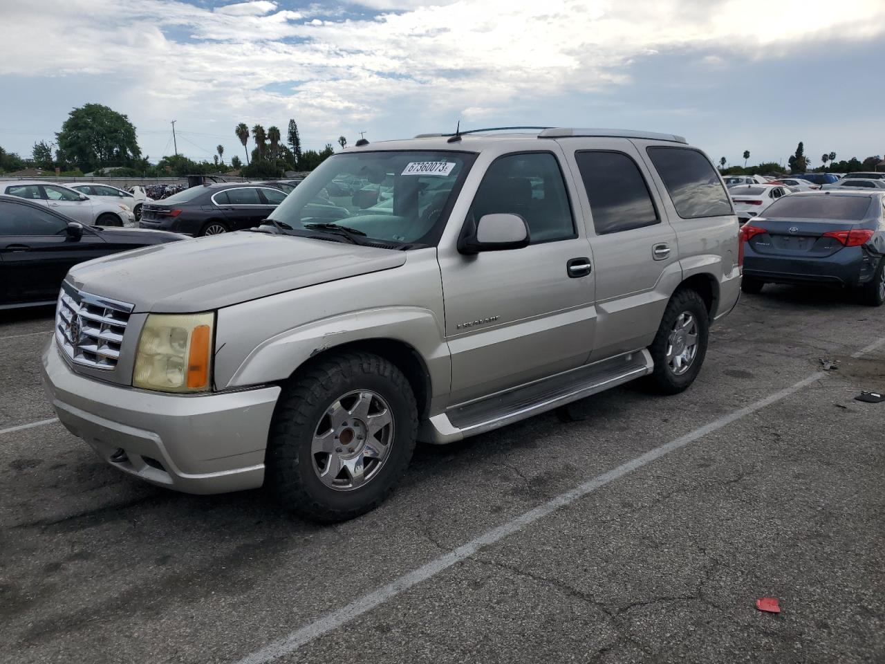 Cadillac Escalade (2004)