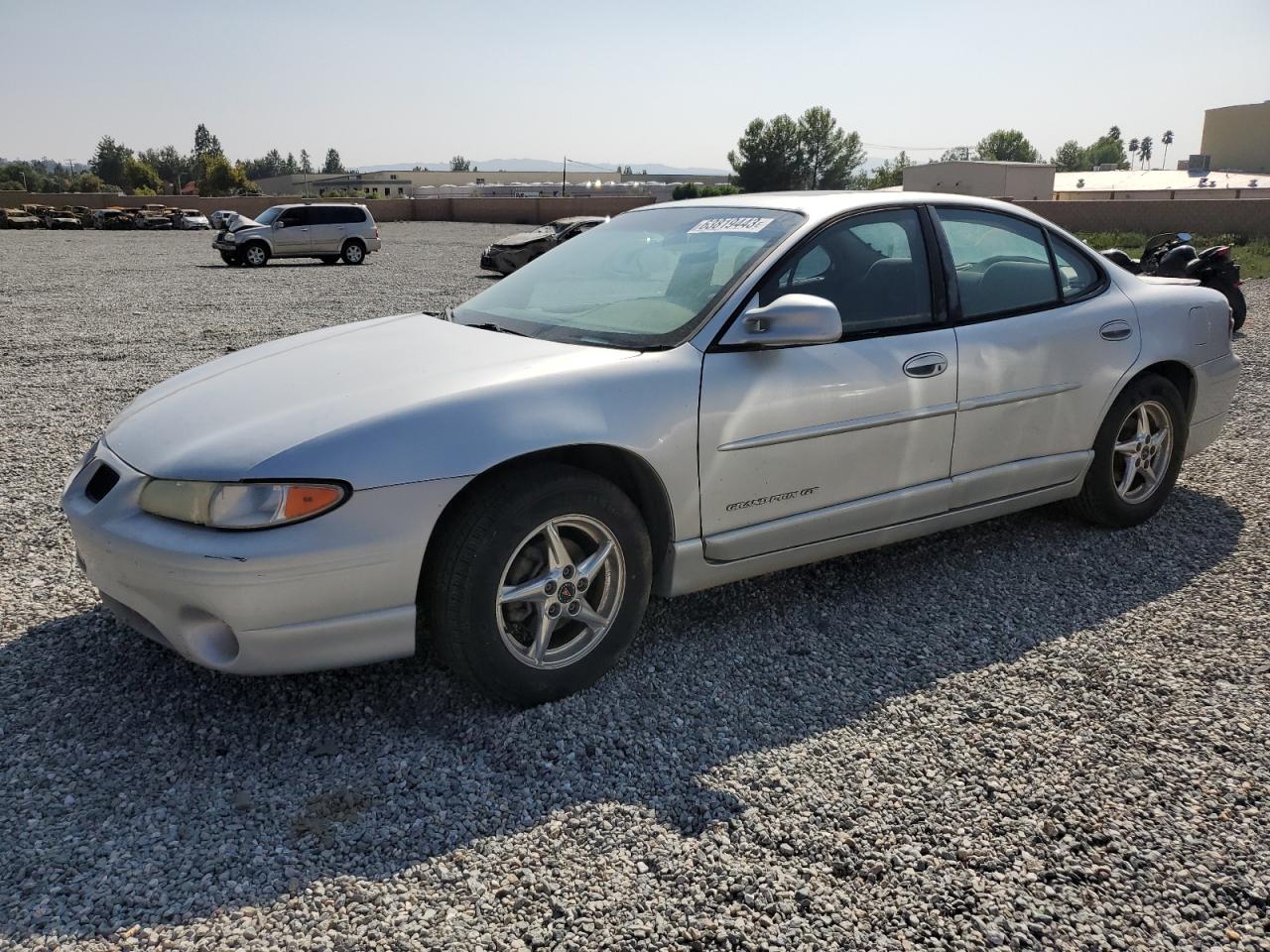 Pontiac Grand prix (2002)