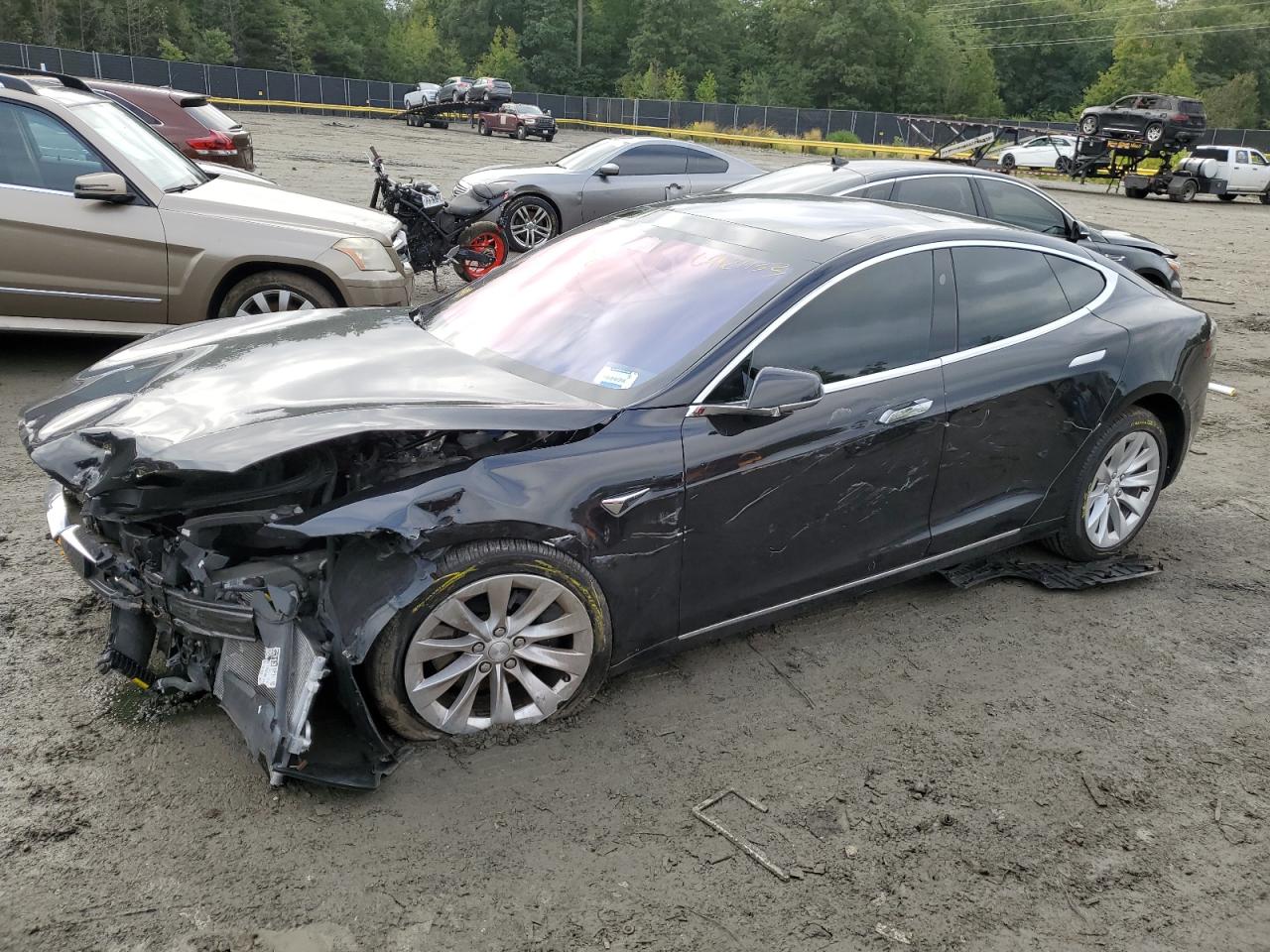 Tesla Model s (2018)
