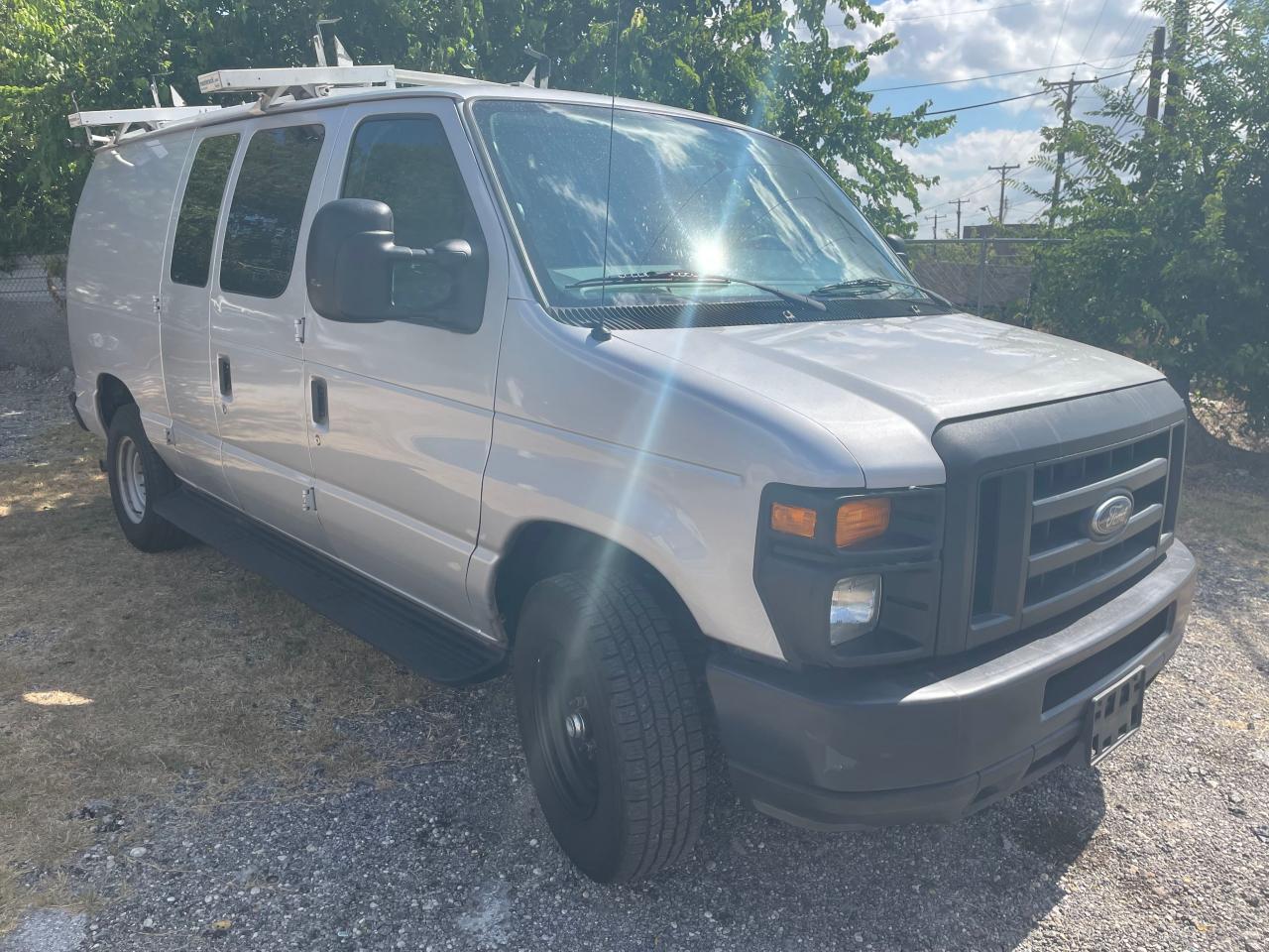 Ford Econoline (2013)