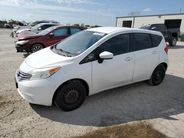 Nissan Versa note (2015)