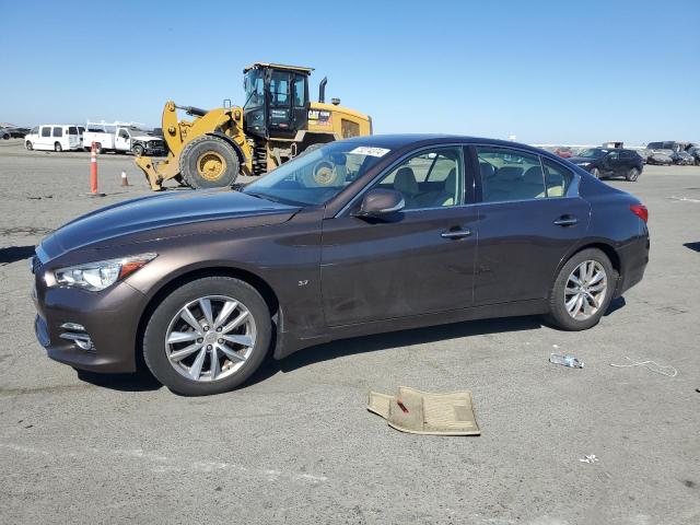 Infiniti Q50 base (2015)