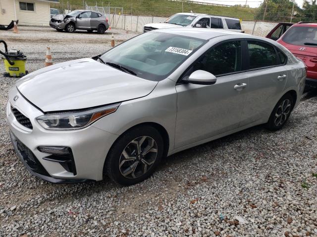 Kia Forte fe (2021)