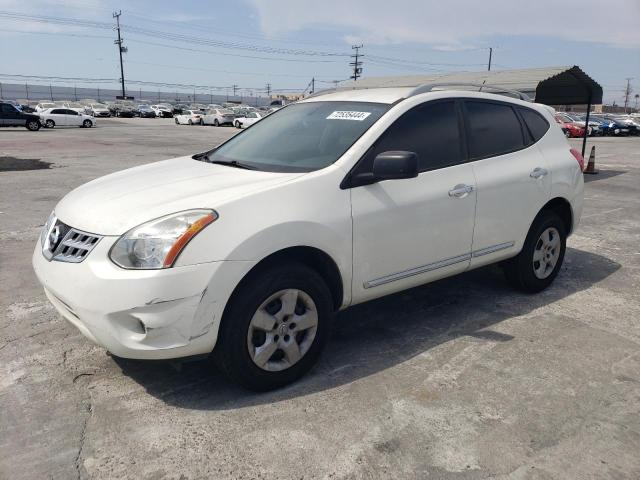 Nissan Rogue sele (2015)