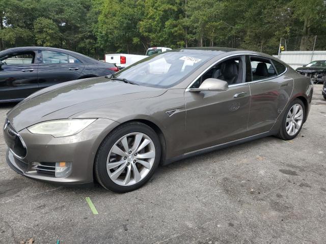 Tesla Model s (2016)