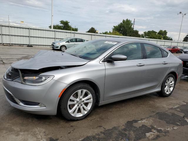 Chrysler 200 limite (2016)