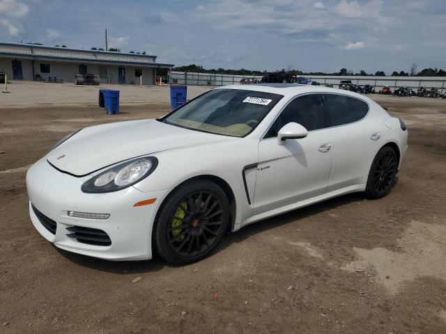 Porsche Panamera s (2015)
