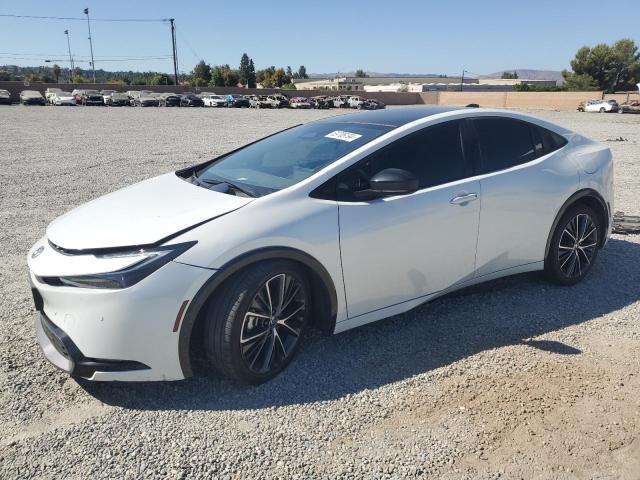Toyota Prius le (2024)